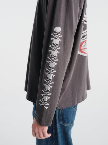 Calm. - Vintage Beach L/S Skull in Charcoal