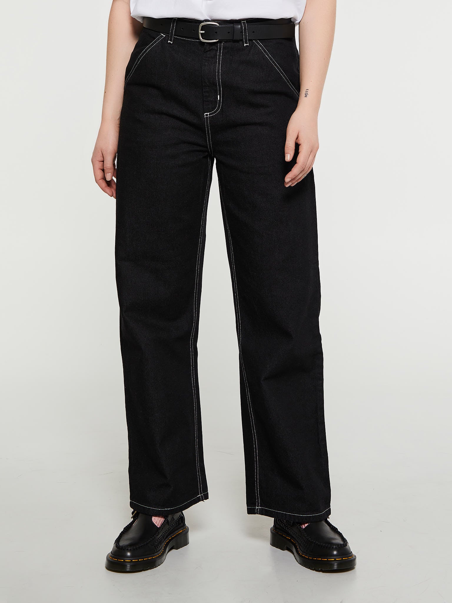 Women's Simple Pant in Black One Wash