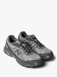 Mens Shoes x New Balance Ref 2010V in Grey