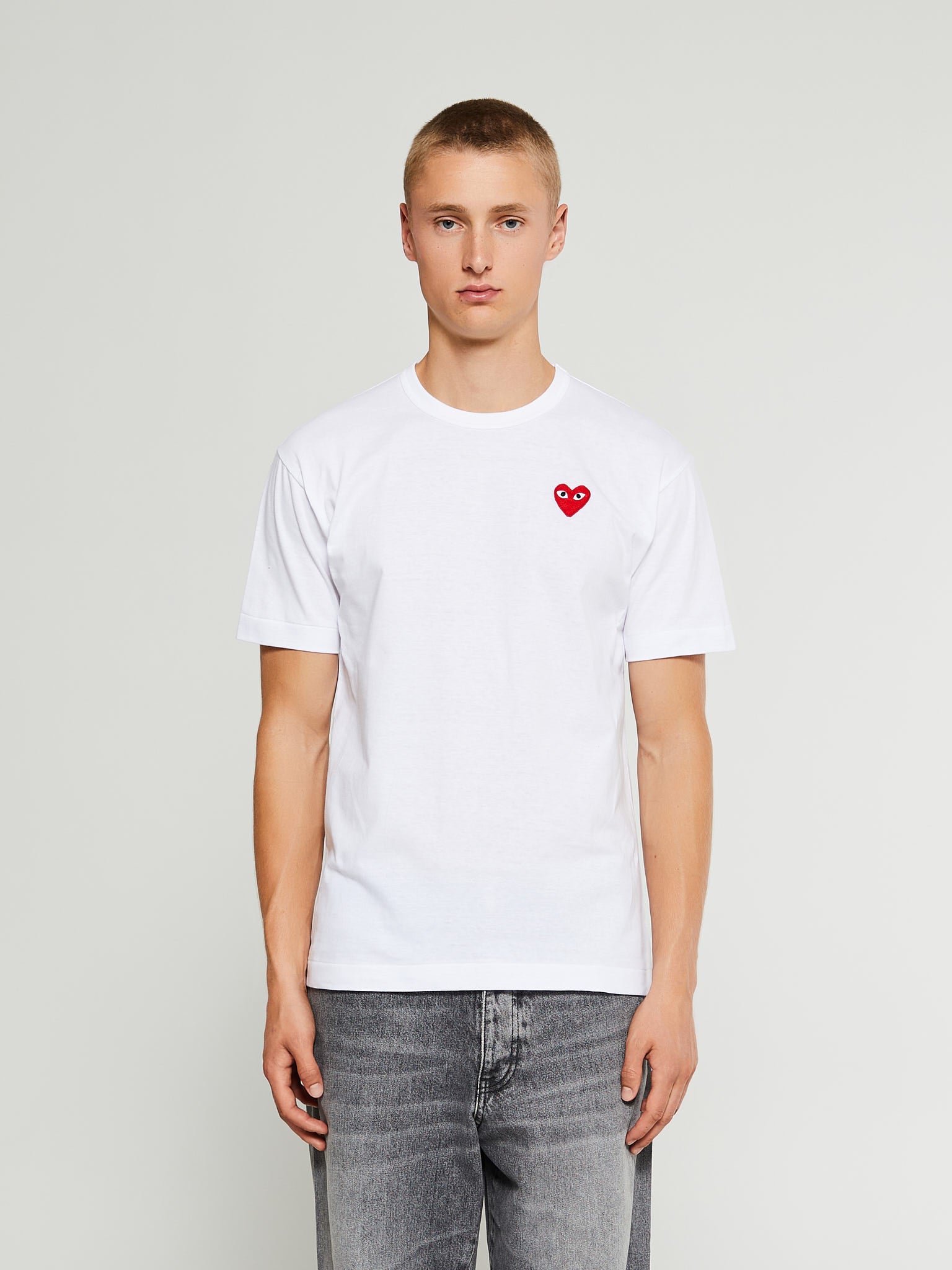 Comme des Garçons PLAY - Shortsleeved T-Shirt in White