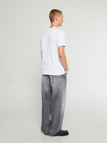 Comme des Garçons PLAY - Shortsleeved T-Shirt in White