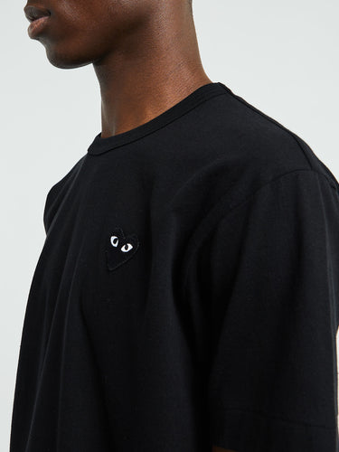Comme des Garçons PLAY - U T-Shirt Knit With Black Heart in Black