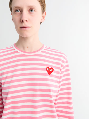 Comme des Garçons PLAY - U T-Shirt Red Emblem Knit in Pink