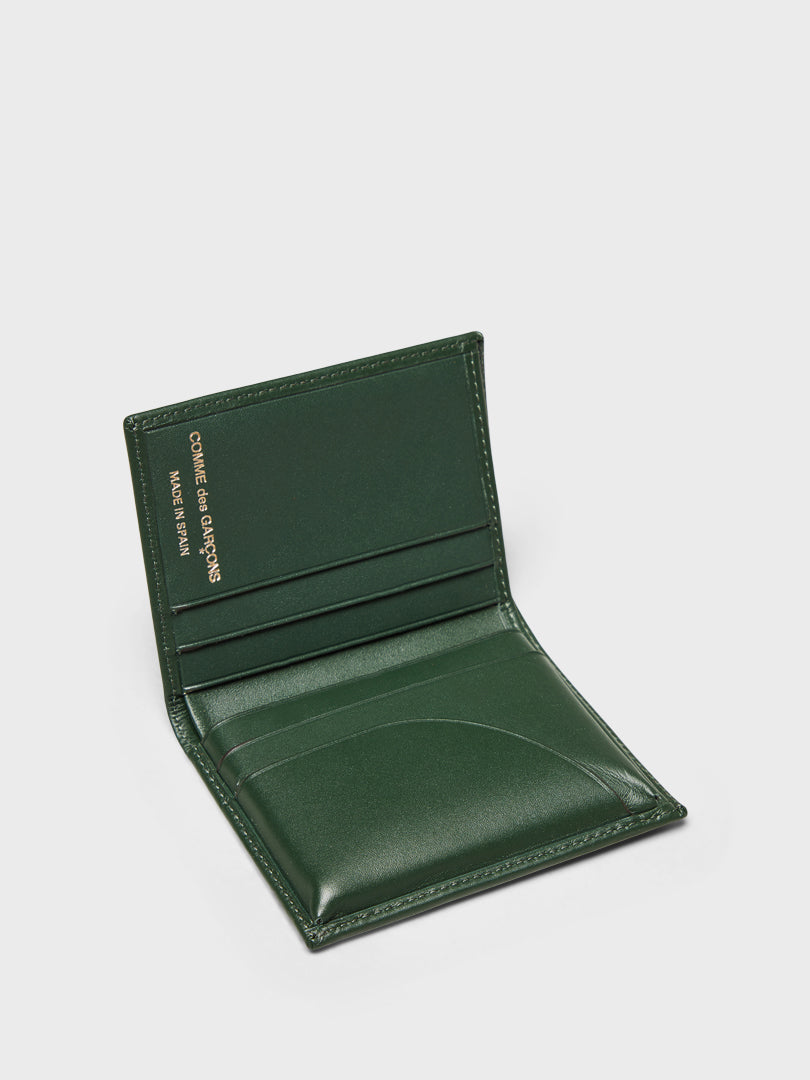 Classic Flap Wallet in Bottle Green