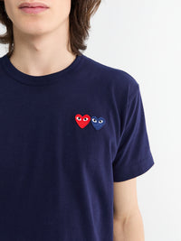 Comme des Garçons PLAY - T-Shirt With Double Burgundy Emblem in Navy