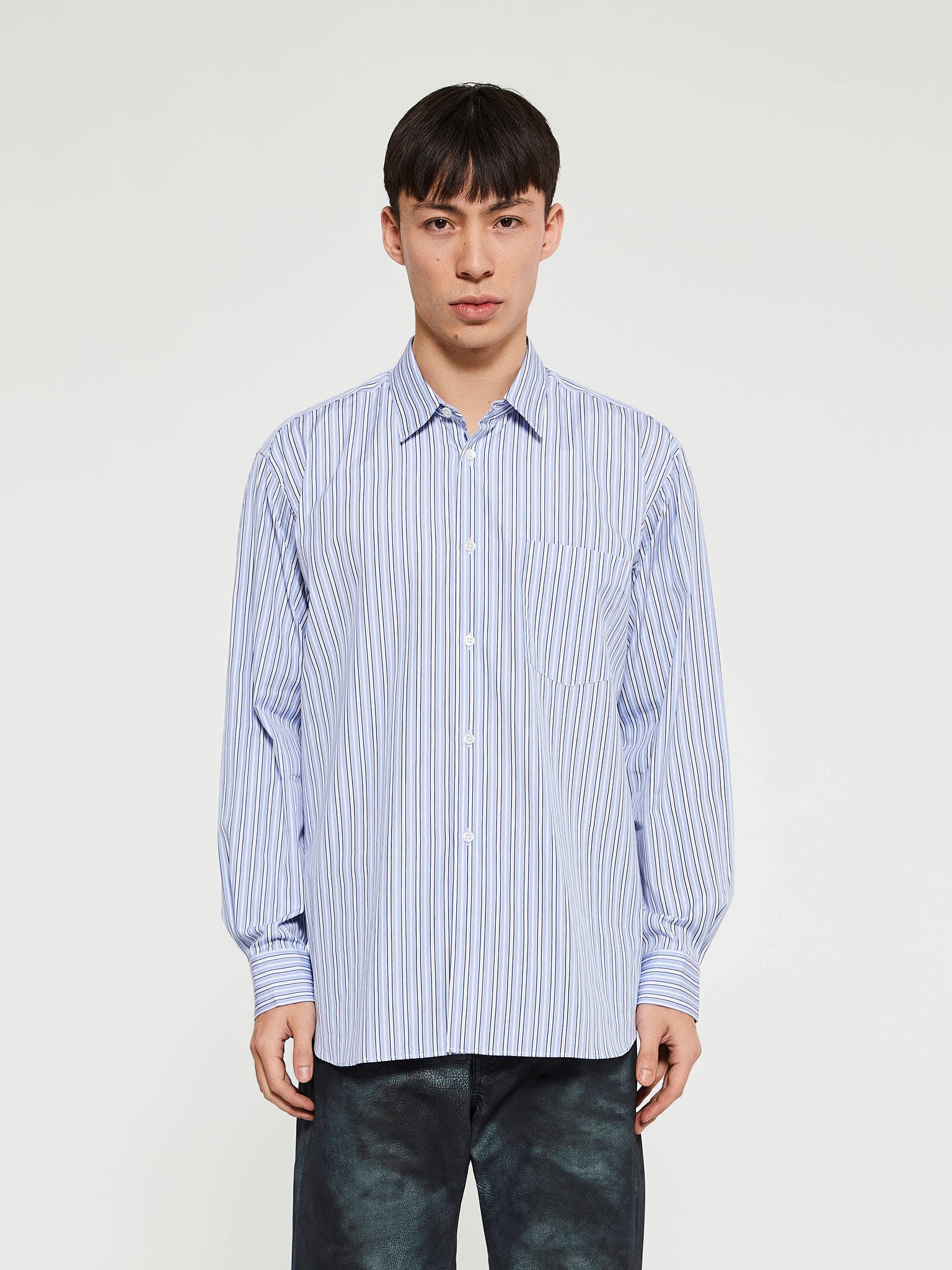 Woven Shirt in Blue and White