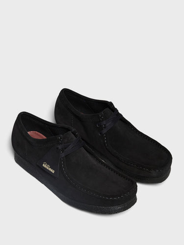 Clarks - Wallabee Shoes in Black Suede