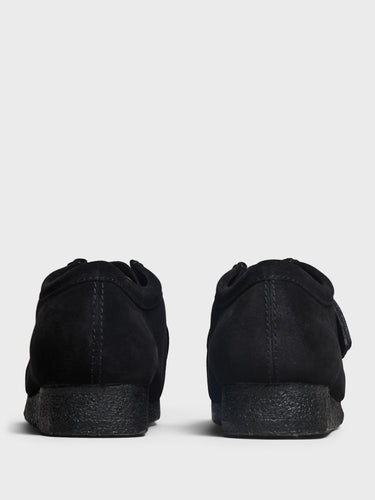 Clarks - Wallabee Shoes in Black Suede