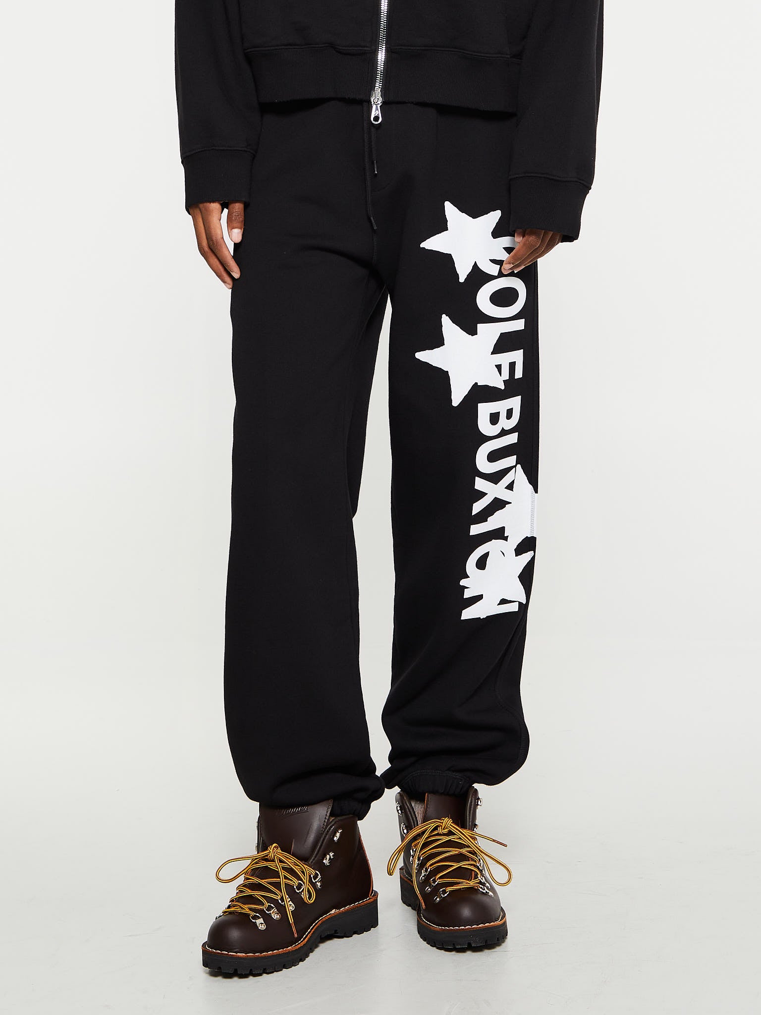 Cole Buxton - 4 Star Sweatpants in Black