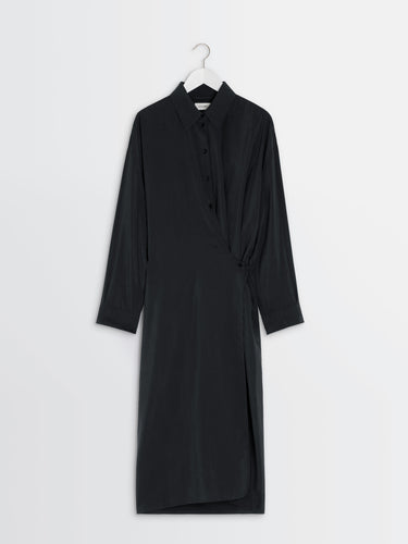 Straight Collar Twisted Dress in Black