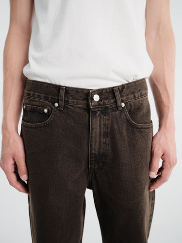 Dunst - Essential Loose Jeans in Brown