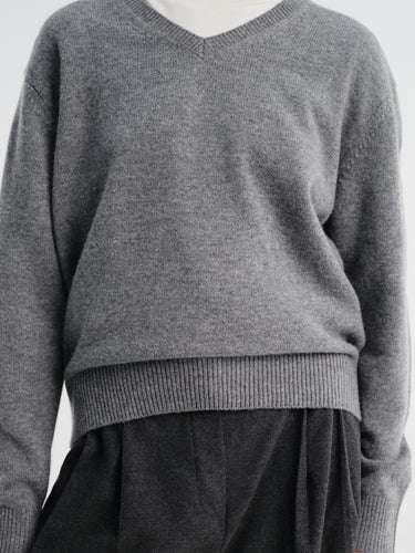 Dunst - Unisex Cashmere V-Neck Sweater in Melange Grey