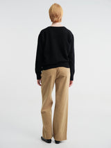 Dunst - Unisex Cashmere V-Neck Sweater in Black