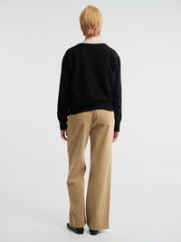 Dunst - Unisex Cashmere V-Neck Sweater in Black