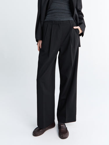 Dunst - Double Pleated Slacks in Black