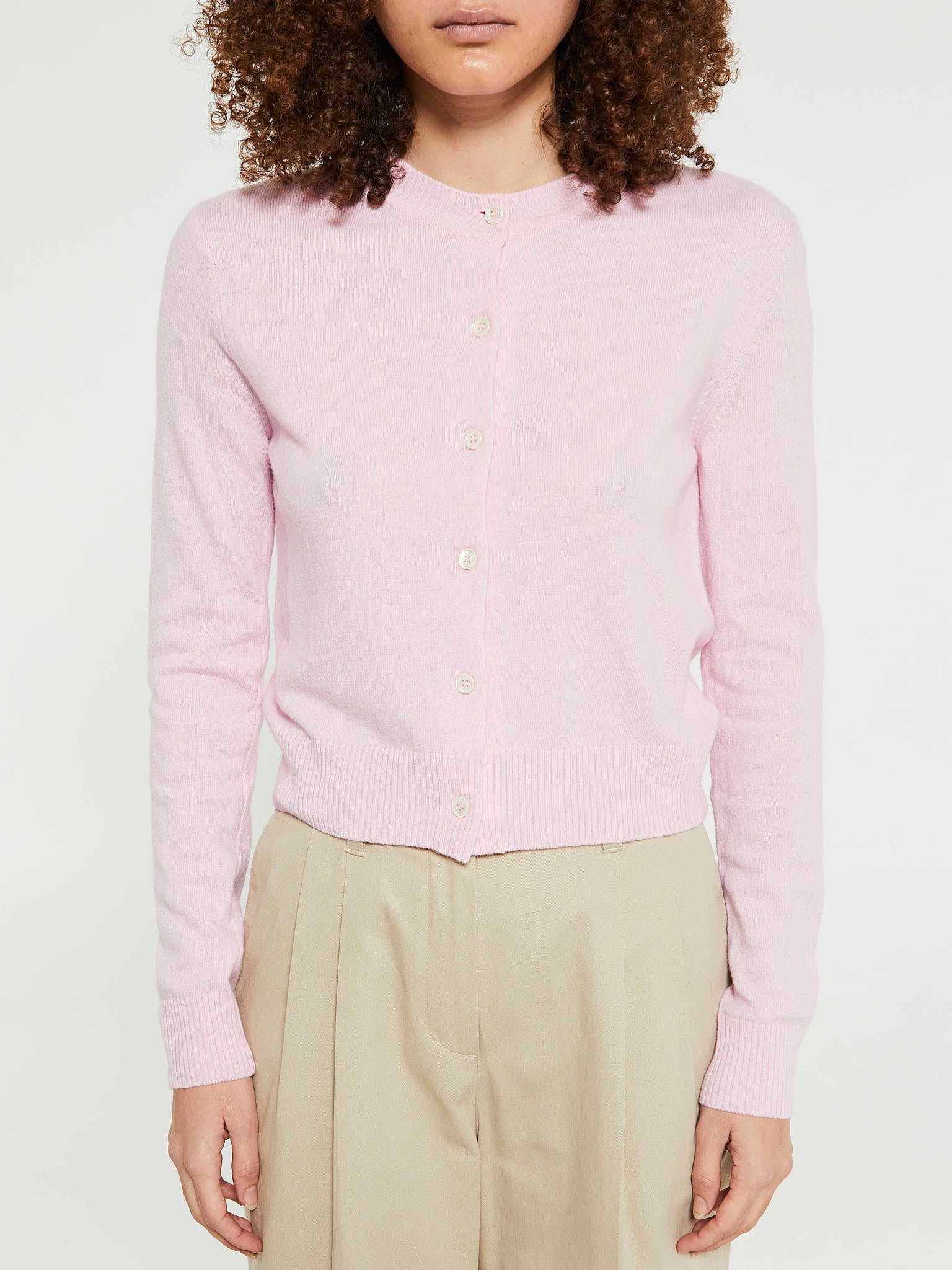 Dunst - Essential Crewneck Knit Cardigan in Light Pink