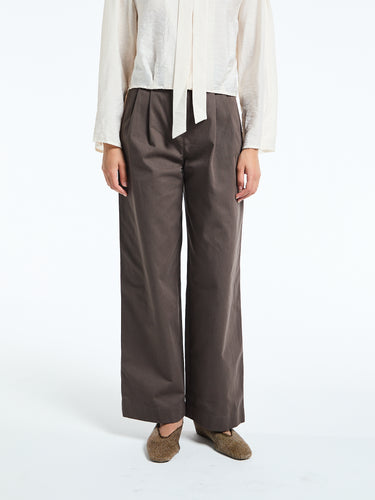 Dunst - Double Pleated Wide Chino Slacks in Brown