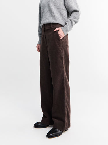 Dunst - Semi-Wide Corduroy Slacks in Brown