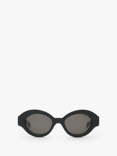 Flatlist - Marge Sunglasses in Solid Black and Solid Black Lens