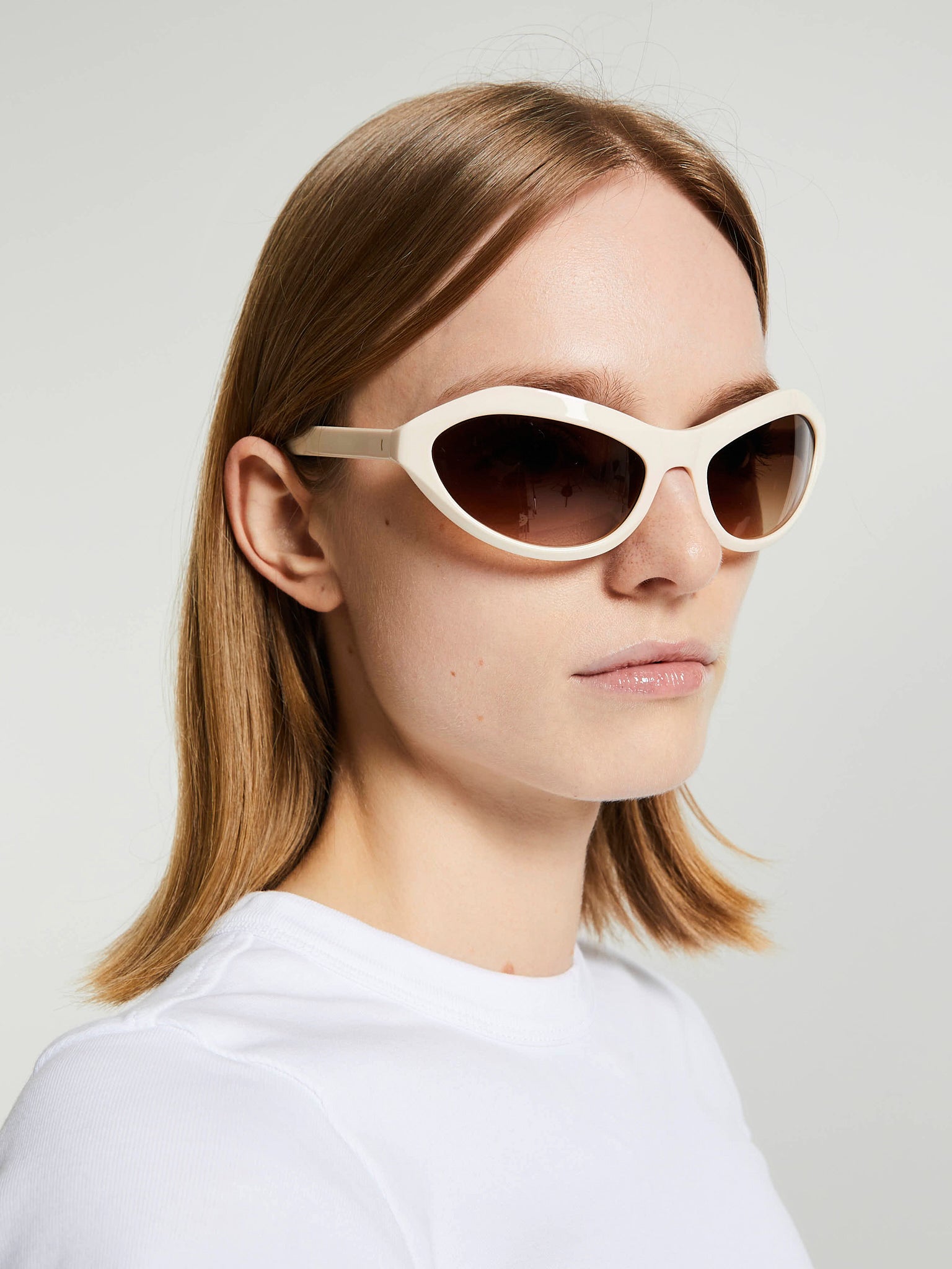 Flatlist - Akiwa Sunglasses in Solid Butter and Brown Gradient Lens