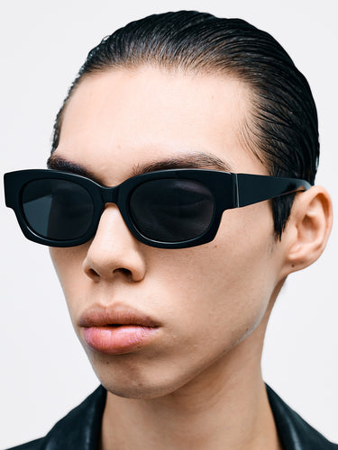 Flatlist - Flatlist x Sunflower Shade 01 Sunglasses in Solid Black and Solid Black Lens