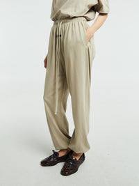 Fear of God - Women's Classic Sweatpants in Timber