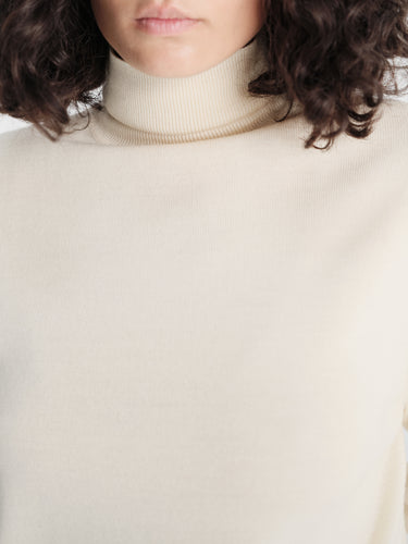 The Frankie Shop - Eve Thin Turtleneck Sweater in Pale Yellow
