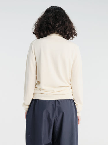 The Frankie Shop - Eve Thin Turtleneck Sweater in Pale Yellow