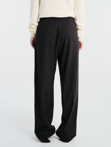 The Frankie Shop - Gelso Pleated Trousers in Black