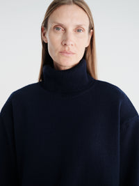 The Frankie Shop - Gala Padded Knit Turtleneck in Navy
