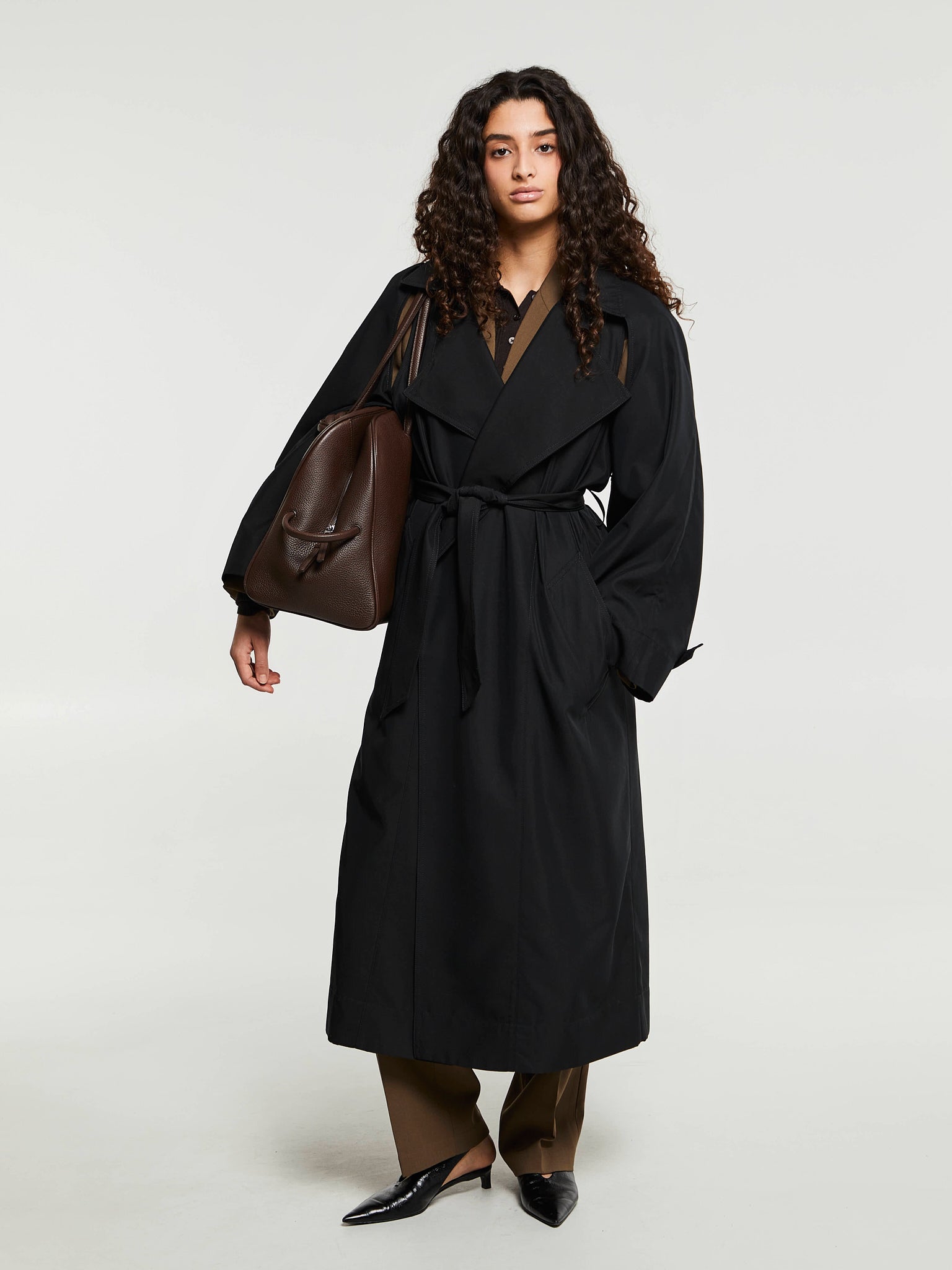 The Frankie Shop - Astoria Cut-out Raglan Sleeve Trench Coat in Black