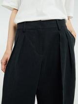 The Frankie Shop - Bilbao Linen Pleated Bermuda Shorts in Black