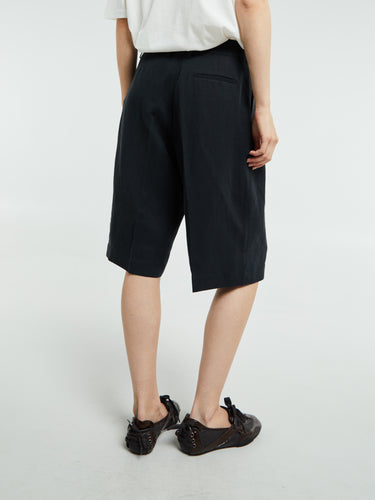The Frankie Shop - Bilbao Linen Pleated Bermuda Shorts in Black