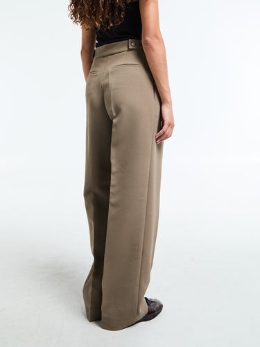 The Frankie Shop - Doyer Pleated Trousers in Moss Green
