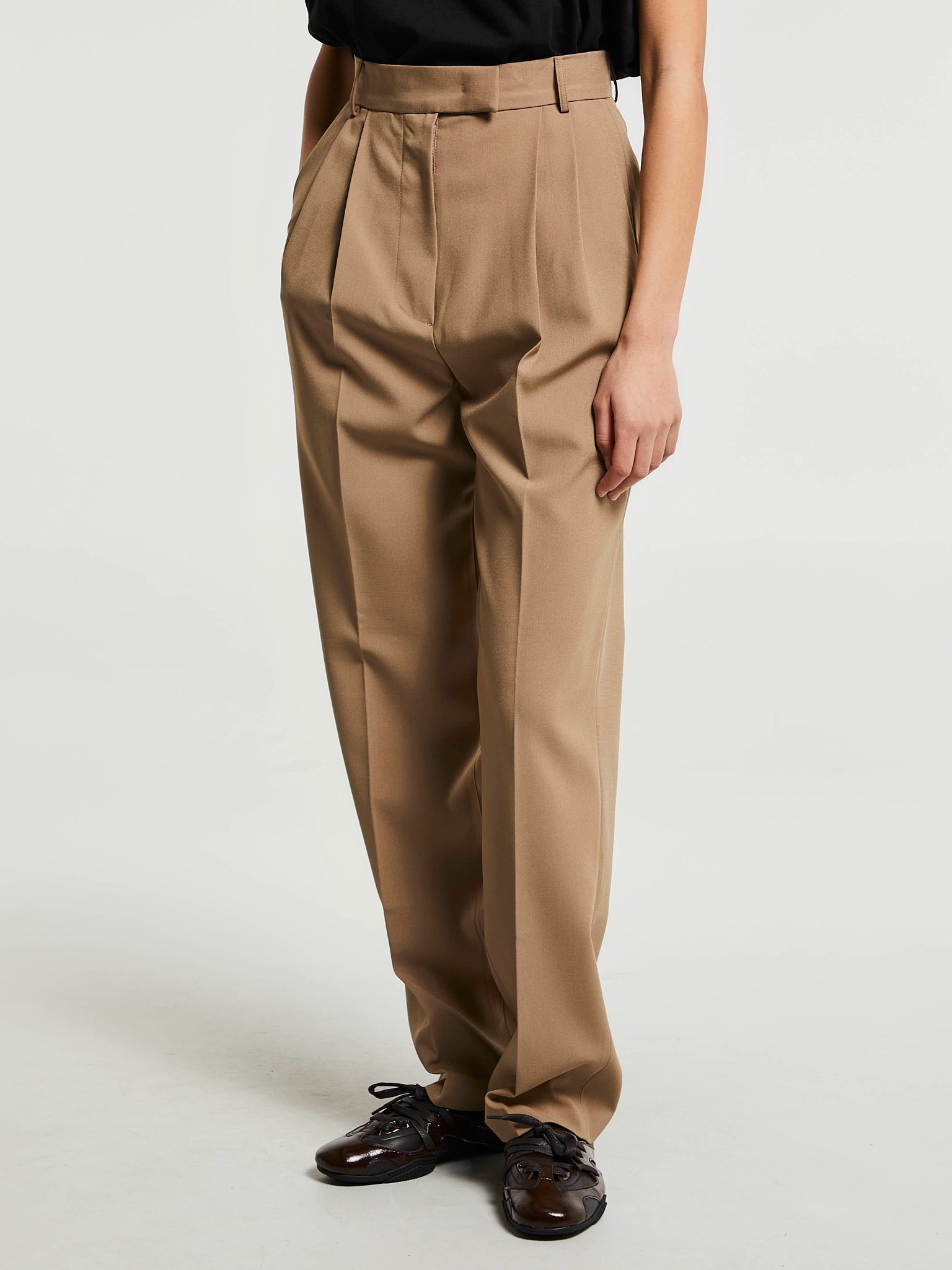 The Frankie Shop - Bea Suit Pants in Latte