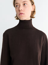 The Frankie Shop - Eve Thin Turtleneck Sweater in Dark Brown