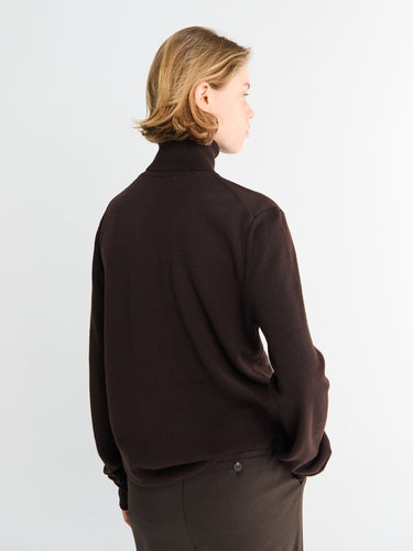 The Frankie Shop - Eve Thin Turtleneck Sweater in Dark Brown