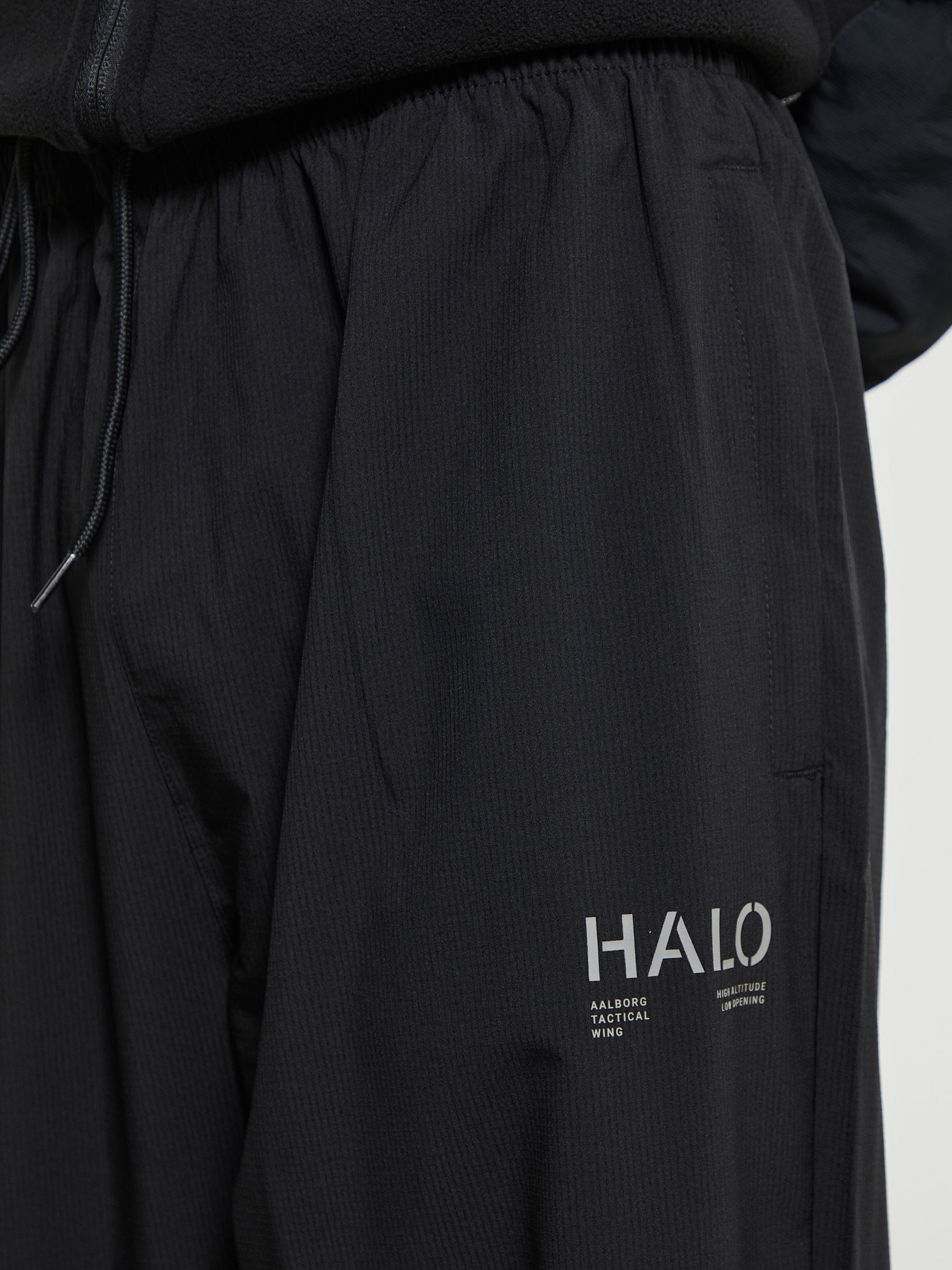 strække ulæselig prop HALO - Tech Bukser i Sort – stoy