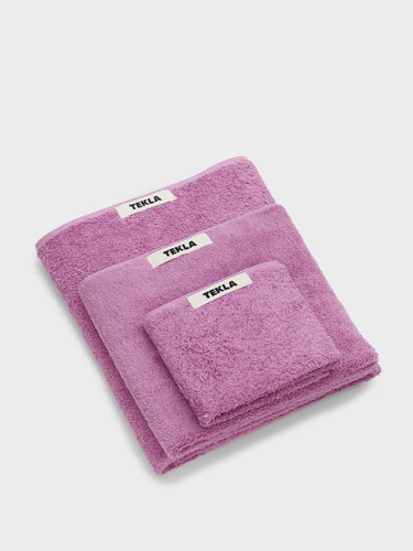 Tekla - Hand Towel in Magenta