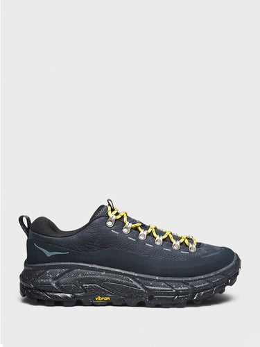 Hoka One One - U Tor Summit Sneakers in Black
