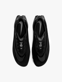 Nike - FS Run in Black, Black Mtlc and Dark Grey