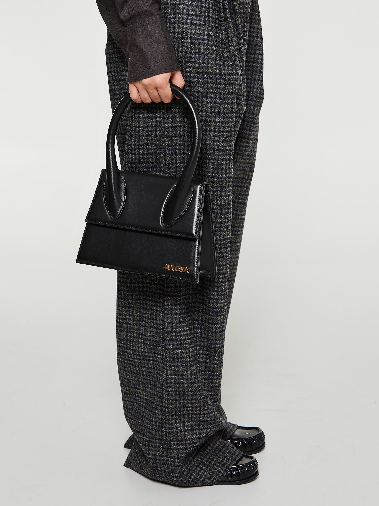 Jacquemus - Le Grand Chiquito Bag in Black