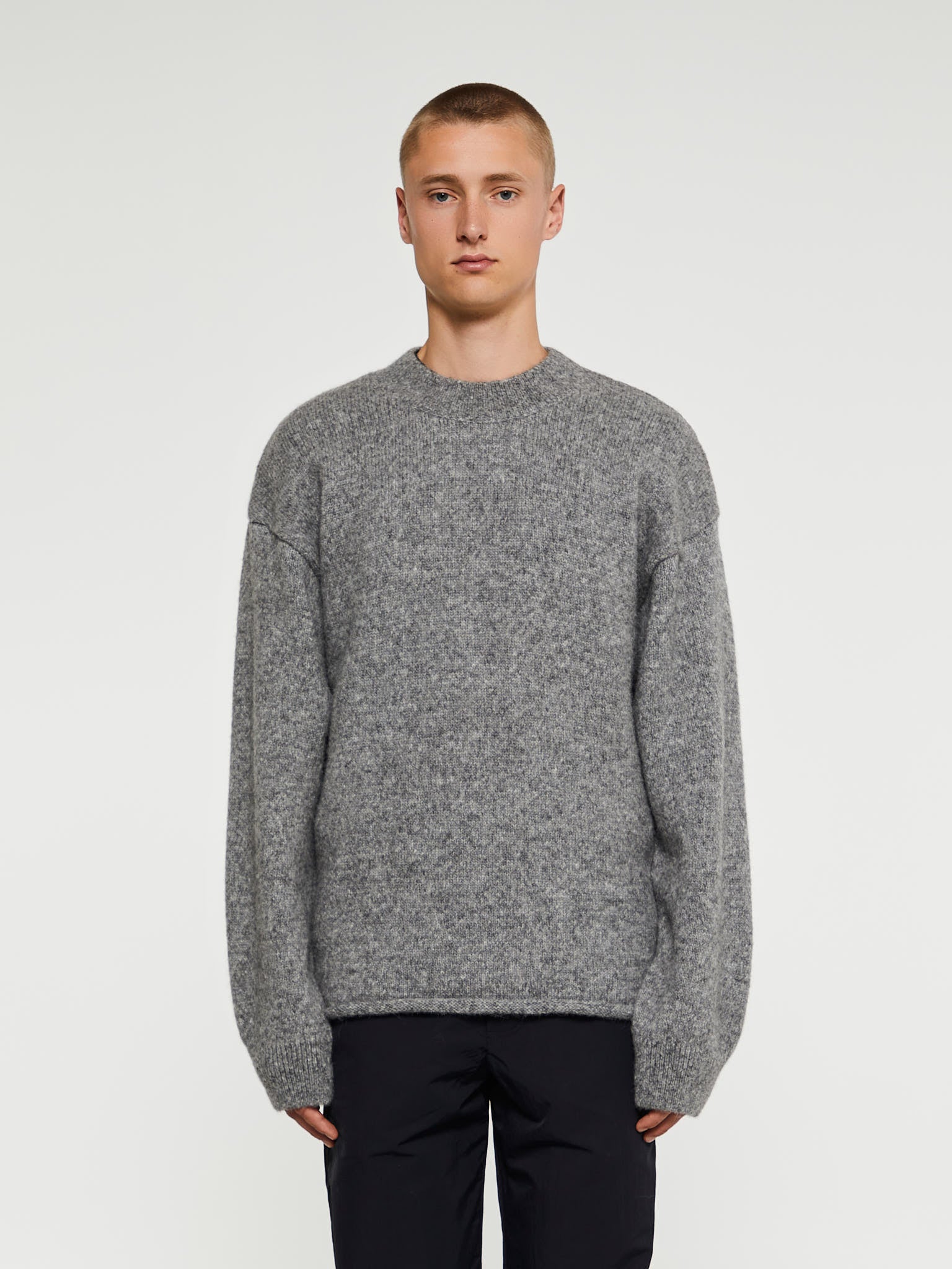 Le Pull Jacquemus in Grey