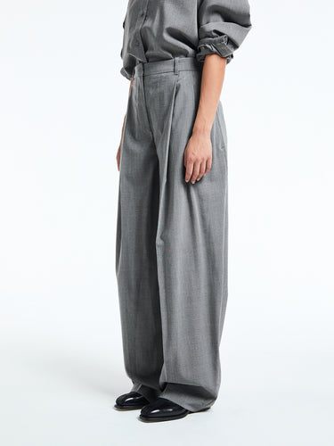 Jacquemus - Le Pantalon D'Homme Pants in Grey
