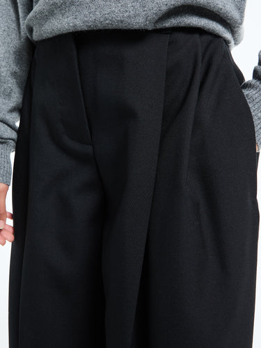Jacquemus - Le Pantalon D'Homme Pants in Black