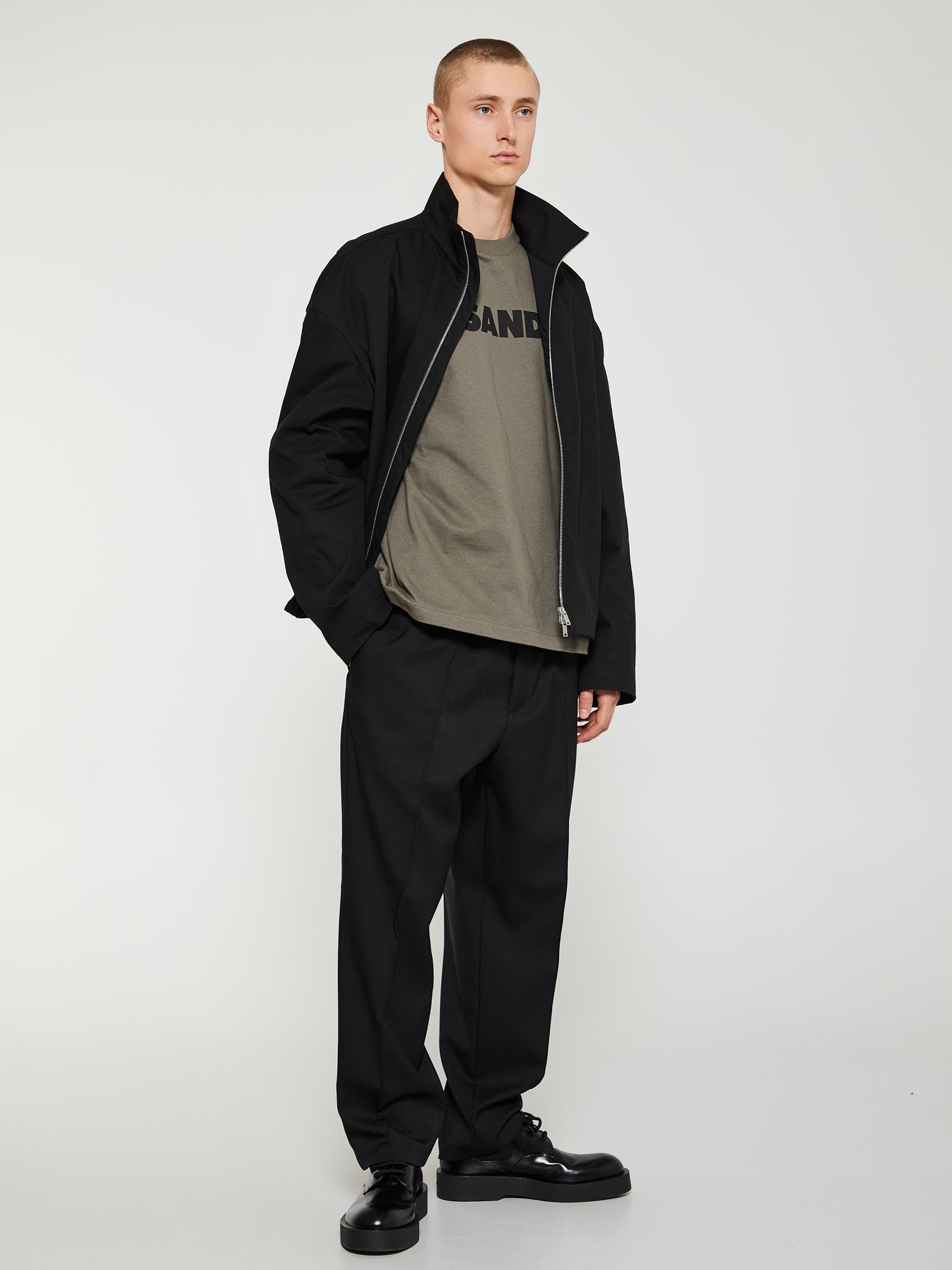 Tapered Trousers in Black