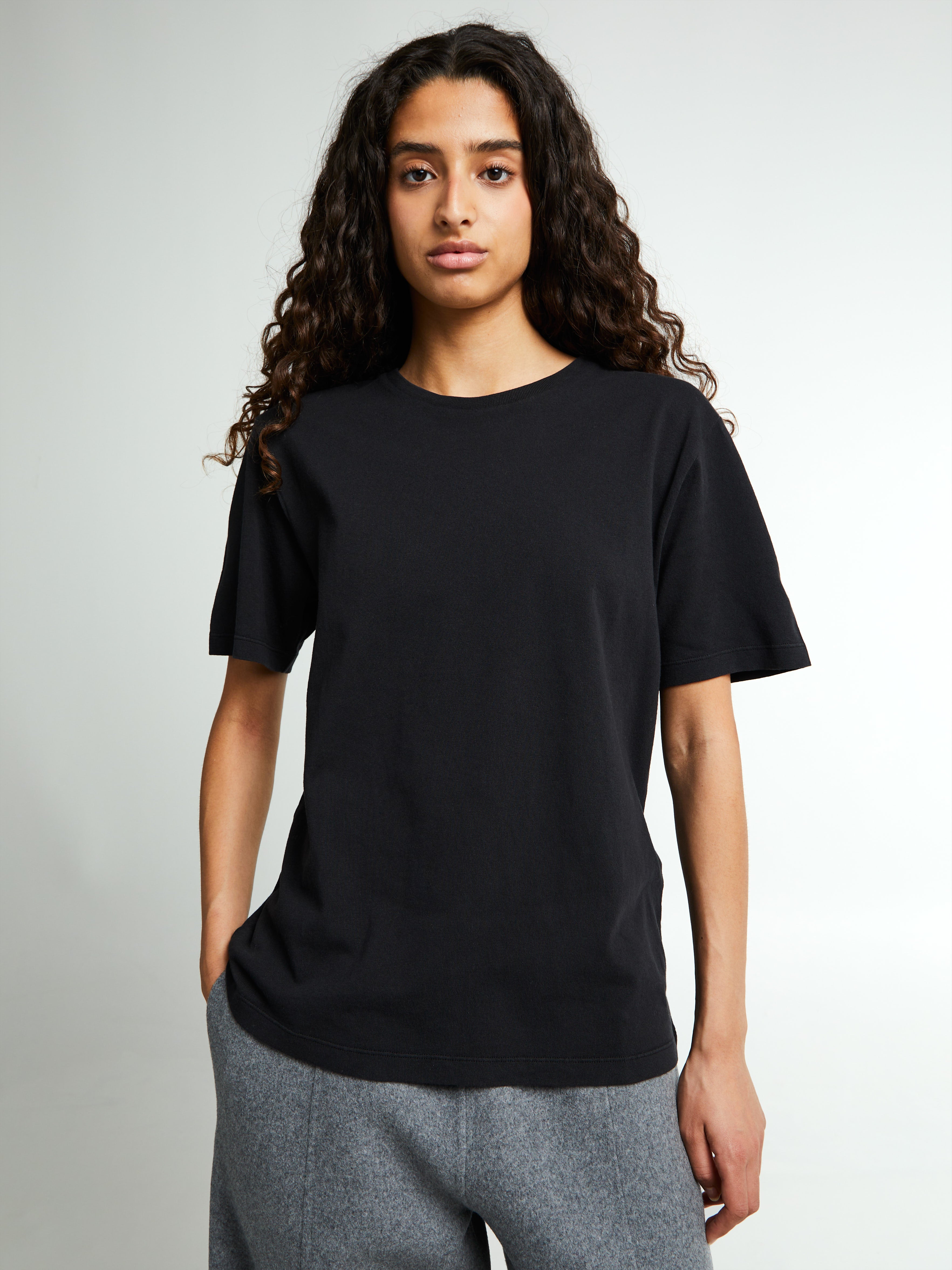 Khaite - Mae T-Shirt in Black
