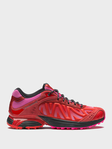 Salomon - XT WHISPER ARIES Sneakers in Fiery Red, Fuchsia Pink and Black