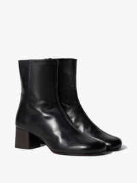 Lemaire - Anatomic Boots 55 in Black