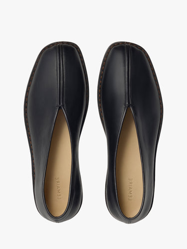 Lemaire - Flat Piped Slippers in Leather in Black and Dark Chocolate